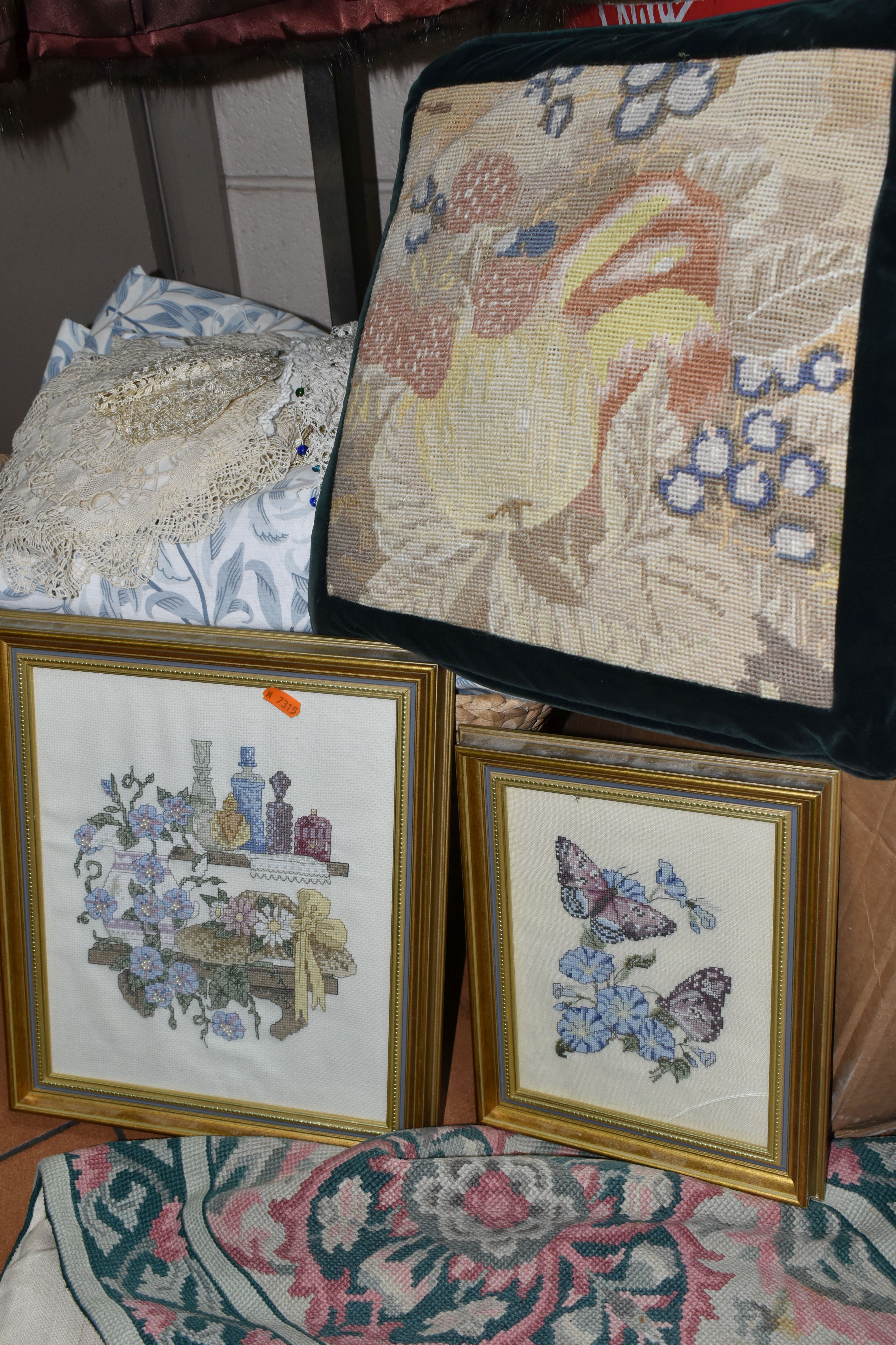 THREE BOXES OF CUSHIONS, EMBROIDERY AND LADIES VINTAGE CLOTHING, to include a quantity of lace - Image 12 of 12