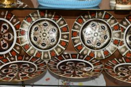 SEVEN ROYAL CROWN DERBY IMARI PATTERN 1128 CABINET PLATES, diameter 27cm, six are dated 1977 , one