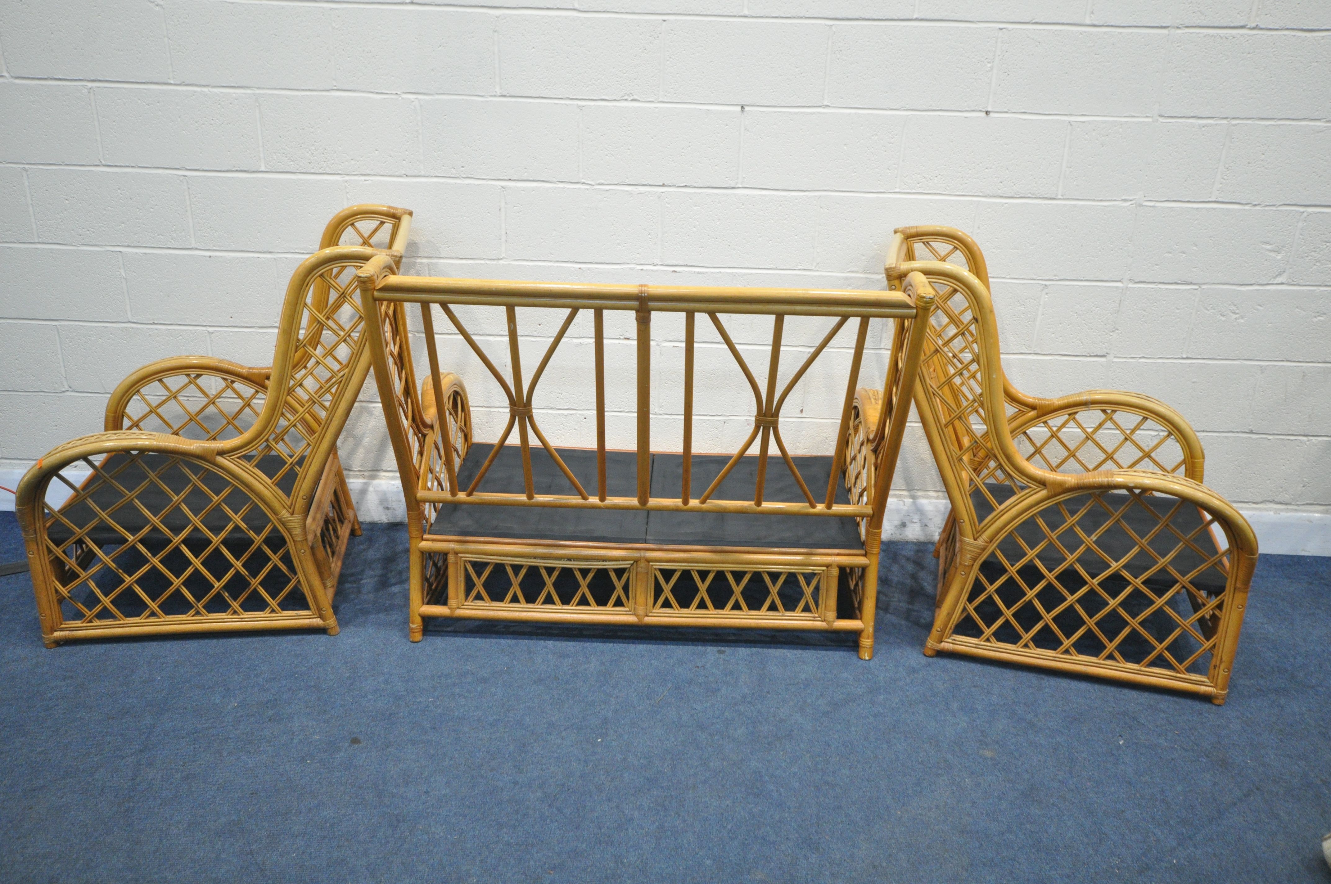 A WICKER FRAMED THREE PIECE CONSERVATORY SUITE, comprising a two seater sofa and two chairs, width - Image 5 of 5