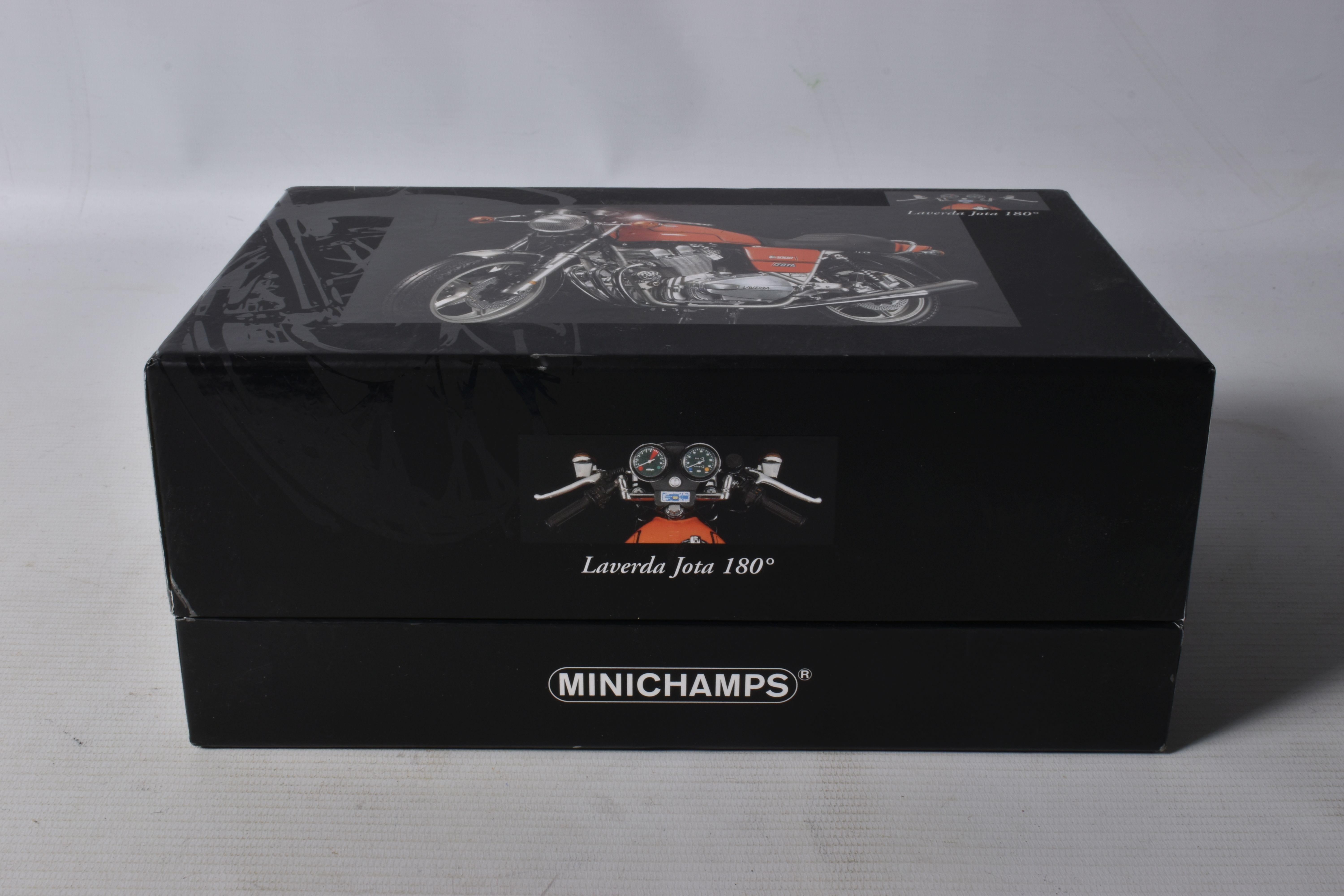 TWO BOXED MINICHAMPS PAULS MODEL ART CLASSIC BIKE SERIES 1:12 MODEL MOTORBIKES, a Laverda Jota 180 - Image 9 of 13