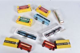 A QUANTITY OF BOXED AND UNBOXED ASSORTED BUS AND COACH MODELS, to include two boxed Budgie Toys A.