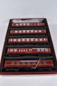 A BOXED ACE TRAINS O GAUGE MERSEYSIDE EXPRESS COACHES SET, No.C/2 Set A which is the version with