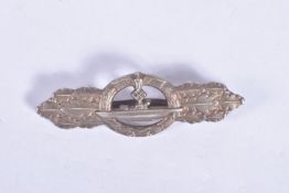 WWII ERA GERMAN KRIEGSMARINE CLOSE COMBAT CLASP, it has a tapered pin on the reverse and the