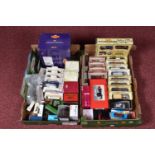 A QUANTITY OF ASSORTED BOXED AND UNBOXED DIECAST MODELS OF TRACTION ENGINES, SHOWMANS ENGINES AND