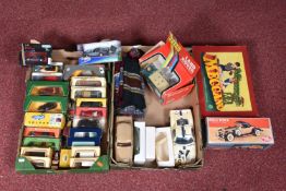 A QUANTITY OF BOXED AND UNBOXED ASSORTED DIECAST AND PLASTIC VEHICLES, to include unboxed Victory