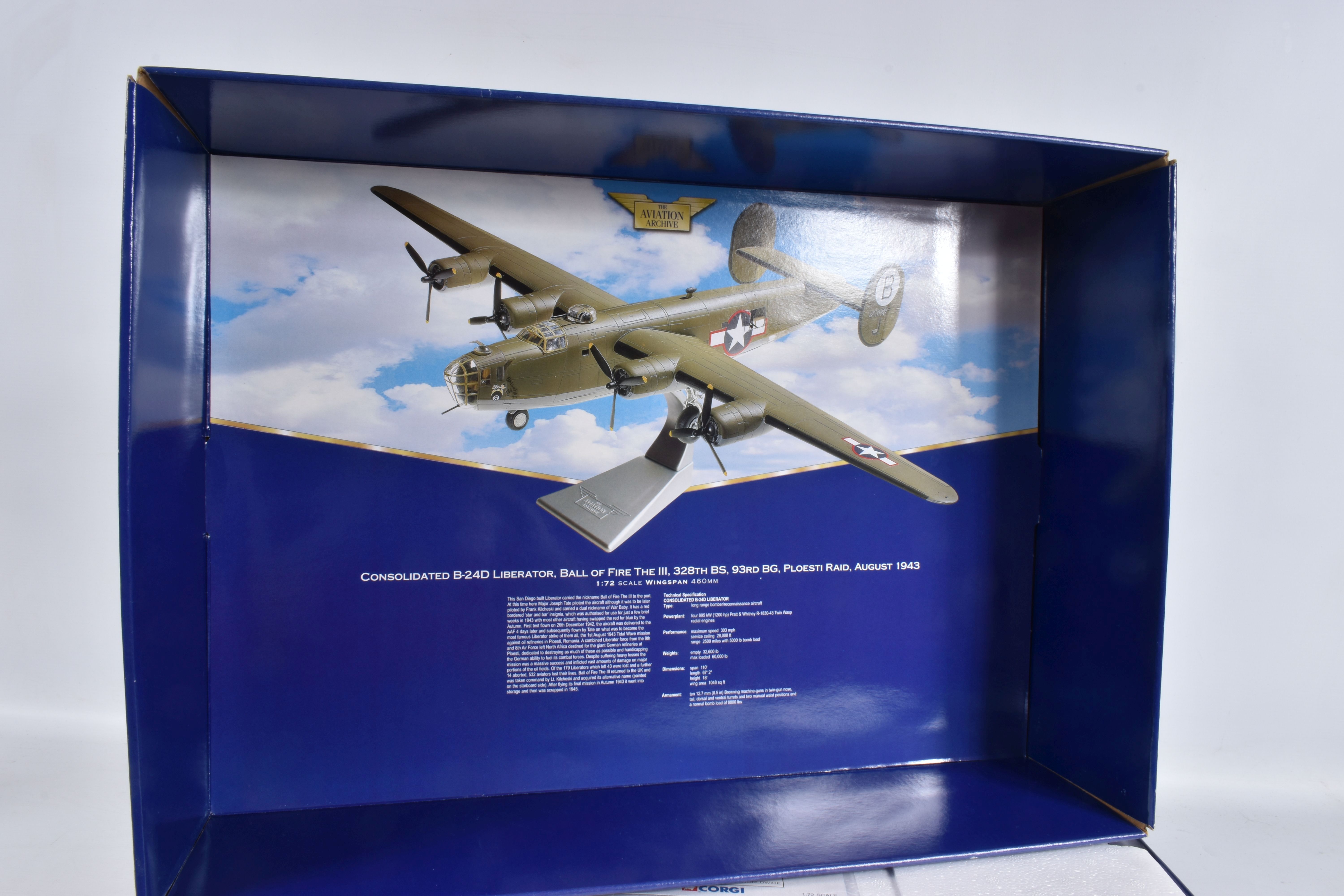 A BOXED CORGI AVIATION ARCHIVE WORLD WAR II EUROPE & AFRICA CONSOLIDATED B-24D LIBERATOR 1:72 - Image 8 of 8