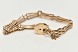 A 9CT GOLD GATE BRACELET, yellow gold bracelet, fitted with a heart padlock clasp, hallmarked 9ct
