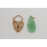 A 9CT GOLD HEART PADLOCK CLASP, AND A CARVED JADE PENDANT, the padlock with a floral engraved
