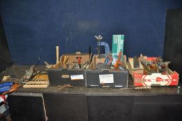 THREE TRAYS CONTAINING HAND TOOLS including a Stanley No5 plane, a leather saw case with saws by