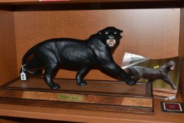A BOXED FRANKLIN MINT 'SILENT RAGE' FIGURE DEPICTING A BLACK PANTHER, hand painted porcelain, issued