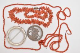 A SMALL BAG OF ASSORTED JEWELLERY, to include a coral branch necklace, fitted with a base metal