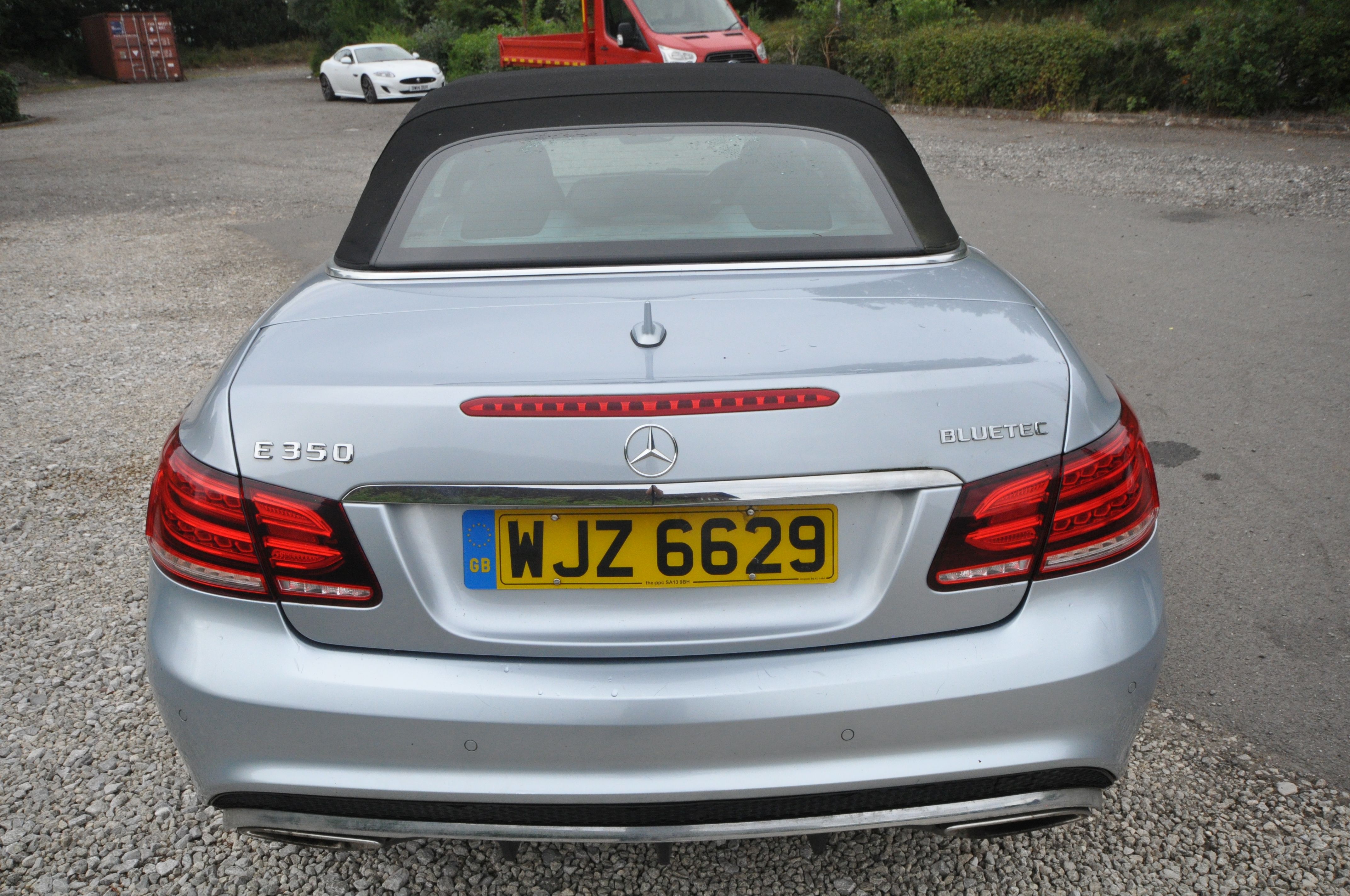 A 2014 Mercedes E350 AMG SPORT BLUETEC CABRIOLET - WJZ 6629 - This vehicle was first registered in - Image 4 of 13