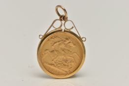 AN EARLY 20TH CENTURY HALF SOVEREIGN GOLD COIN PENDANT, depicting Queen Victoria, George and The