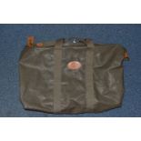 A MULBERRY TRAVEL BAG, Scotchgrain leather holdall travel bag, little used, Mole and Cognac