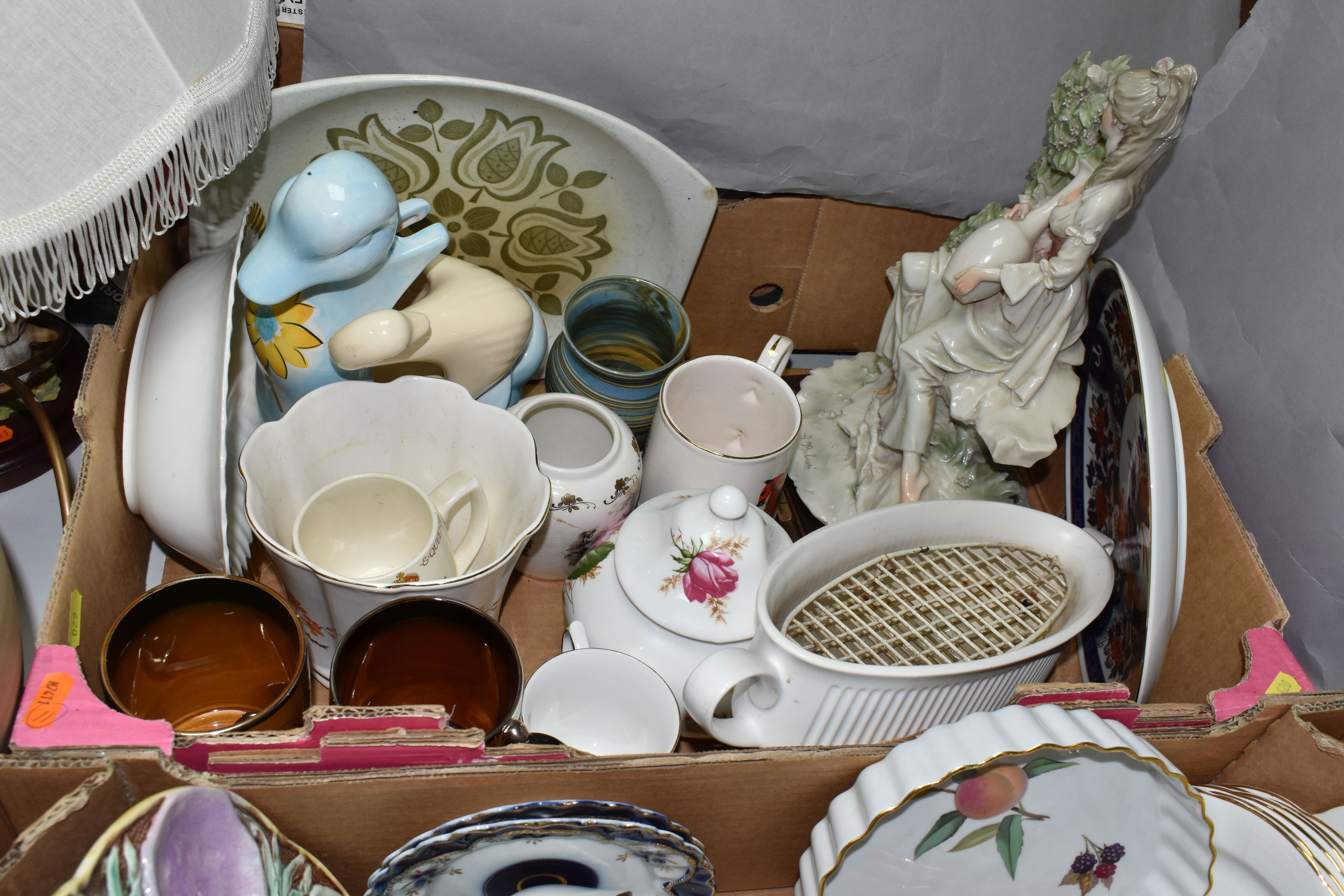 FOUR BOXES AND LOOSE CERAMICS AND ORNAMENTS, to include four cups, six saucers, milk jug, six tea - Image 3 of 7