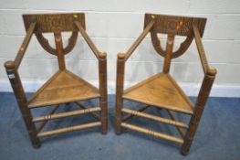 A PAIR OF EARLY 20TH CENTURY CARVED OAK TURNER CHAIRS (condition report: -both with surface wear and