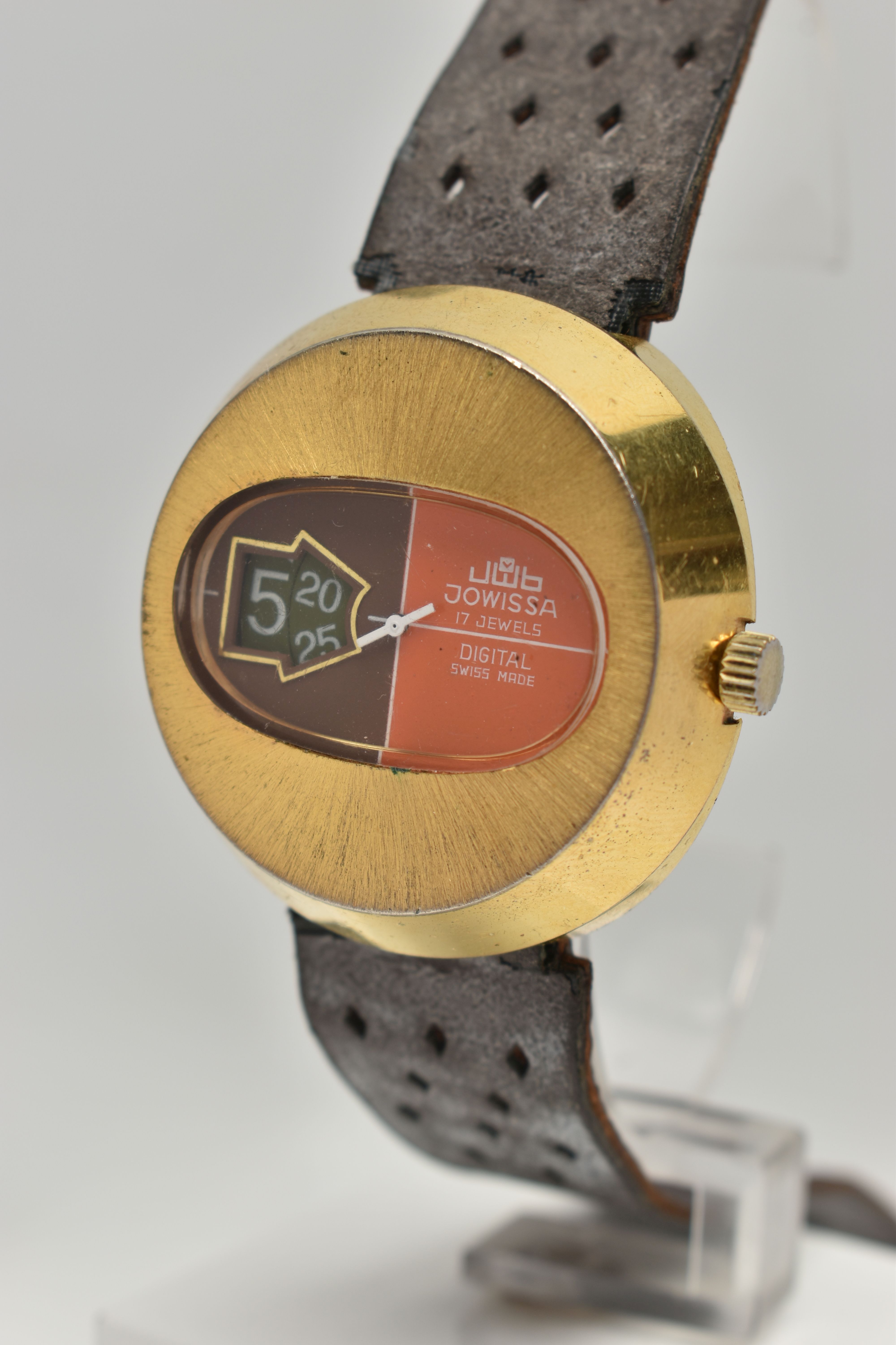 A VINTAGE JOWISSA DIGITAL WRISTWATCH, brown and orange dial with white hands, date window, the - Image 3 of 6