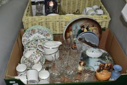A BOX AND A WICKER HAMPER OF CERAMICS AND GLASSWARES, to include a large cream picnic hamper with