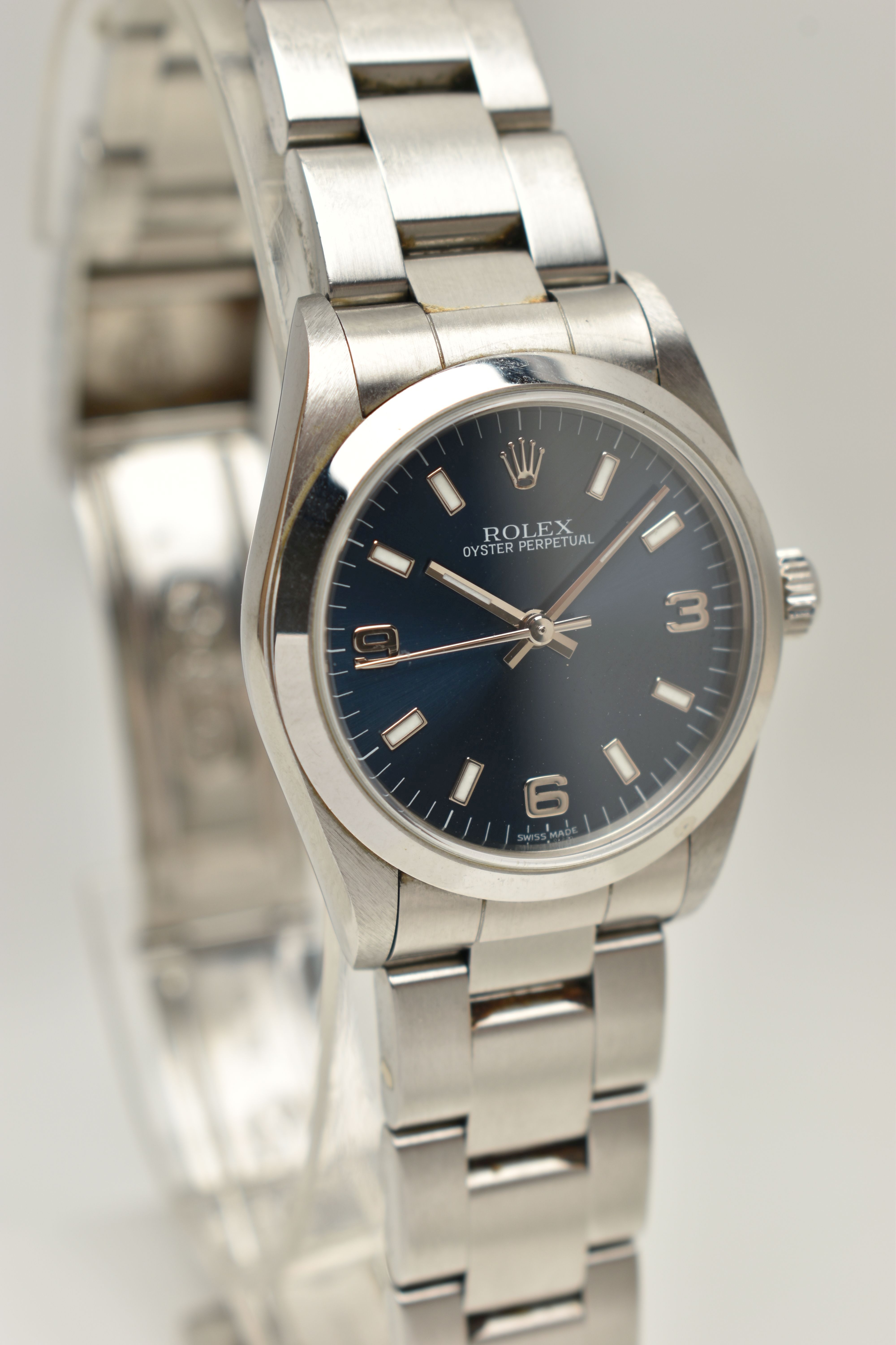 A BOXED STAINLESS STEEL ROLEX OYSTER PERPETUAL AUTOMATIC WRISTWATCH, blue dial with baton - Image 2 of 7