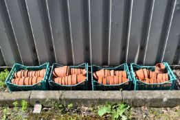 FOUR TRAYS CONTAINING APPROXIMATELY 81 VARIOUS TERRACOTTA POTS (condition - some with chips and