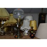 TEN ASSORTED MODERN TABLE LAMPS AND SEVEN LOOSE SHADES, the lamps include wooden and metal bases,