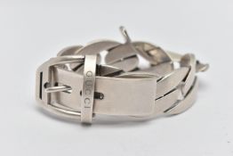 A WHITE METAL 'GUCCI' CURB LINK BRACELET, curved curb link, fitted with a buckle clasp signed '