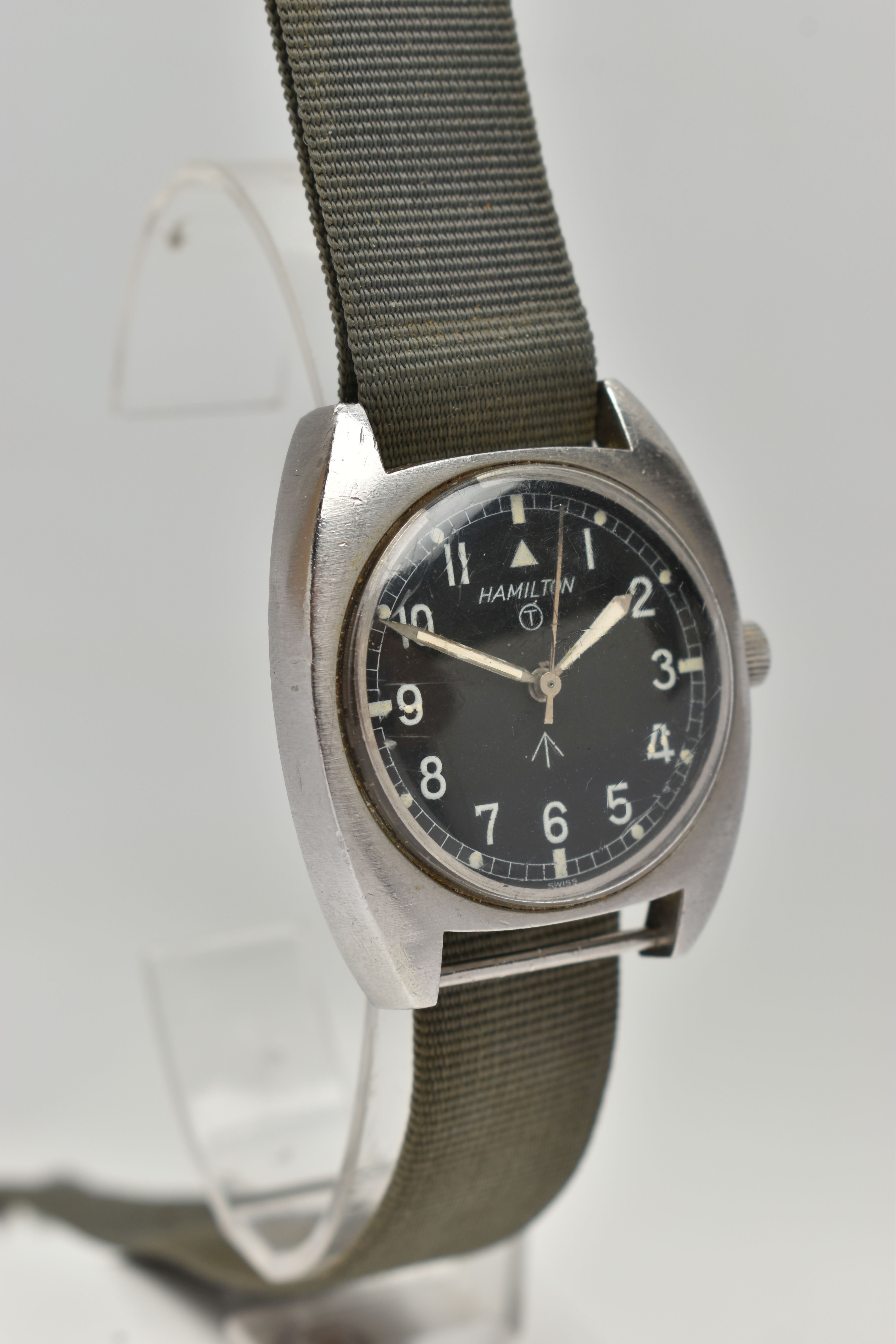 A VINTAGE HAMILTON BRITISH MILITARY ISSUE WRISTWATCH WITH BROAD ARROW SYMBOL, matt black dial with - Image 2 of 6