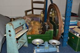 A BOX AND LOOSE TOYS, METAL WARES AND SUNDRY ITEMS, to include a free standing Rob Toys vintage