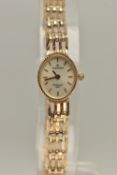 A LADYS 9CT GOLD 'SOVEREIGN WRISTWATCH, quartz movement, oval dial signed 'Sovereign', baton