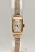 A LADYS 9CT GOLD, EARLY 20TH CENTURY WRISTWATCH, manual wind, rounded rectangular dial, Arabic