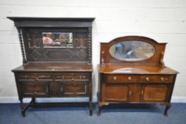 AN EARLY 20TH CENTURY OAK MIRROR BACK SIDEBOARD, with two drawers, width 135cm x depth 37cm x height
