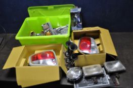 A QUANTITY OF CAR LIGHTS AND MISC, to include a RH and a LH Fiat 500 07-15 tail lamp and a boxed