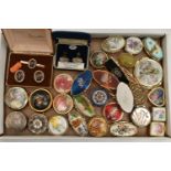 ASSORTED PILL BOXES, COMPACTS ETC, to include twenty three pills boxes of various designs, four