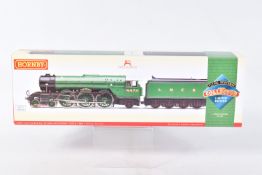 A BOXED HORNBY RAILWAYS OO GAUGE HORNBY COLLECTOR CLUB LIMITED EDITION CLASS A3 LOCOMOTIVE AND