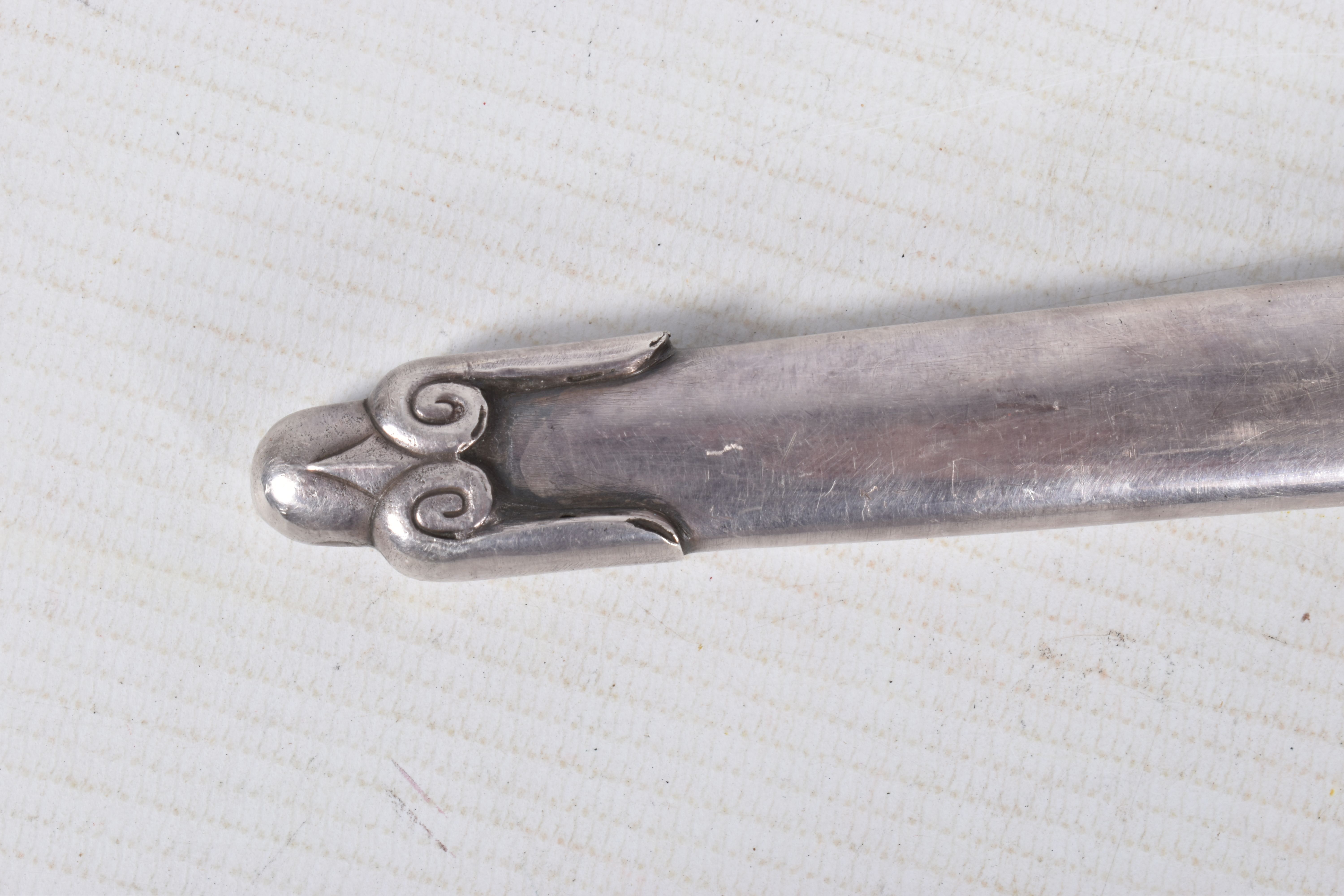 A WWII ERA GERMANY RAILWAY DAGGER, we believe that the blade was taken from an army dagger - Image 5 of 26