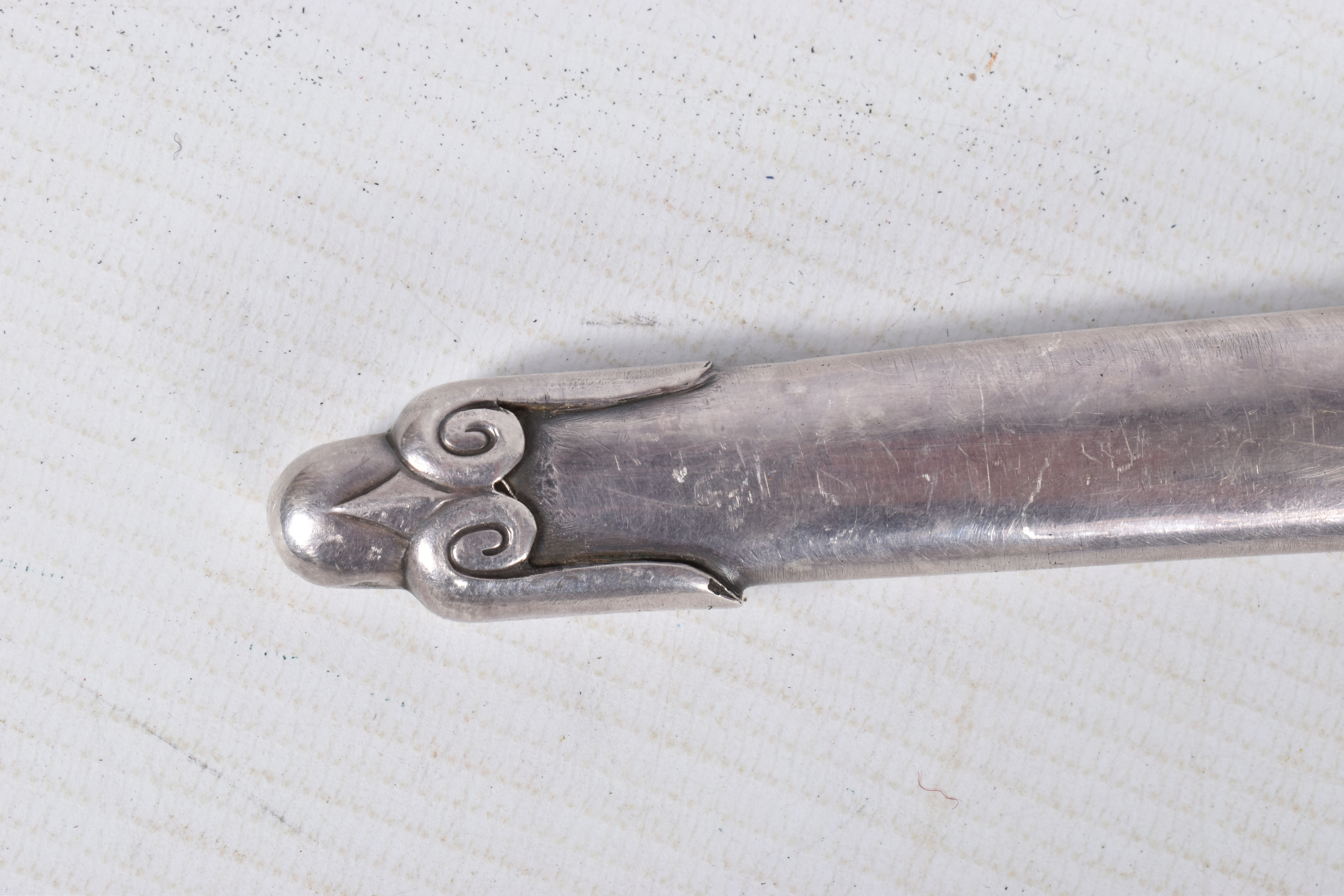 A WWII ERA GERMANY RAILWAY DAGGER, we believe that the blade was taken from an army dagger - Image 6 of 26