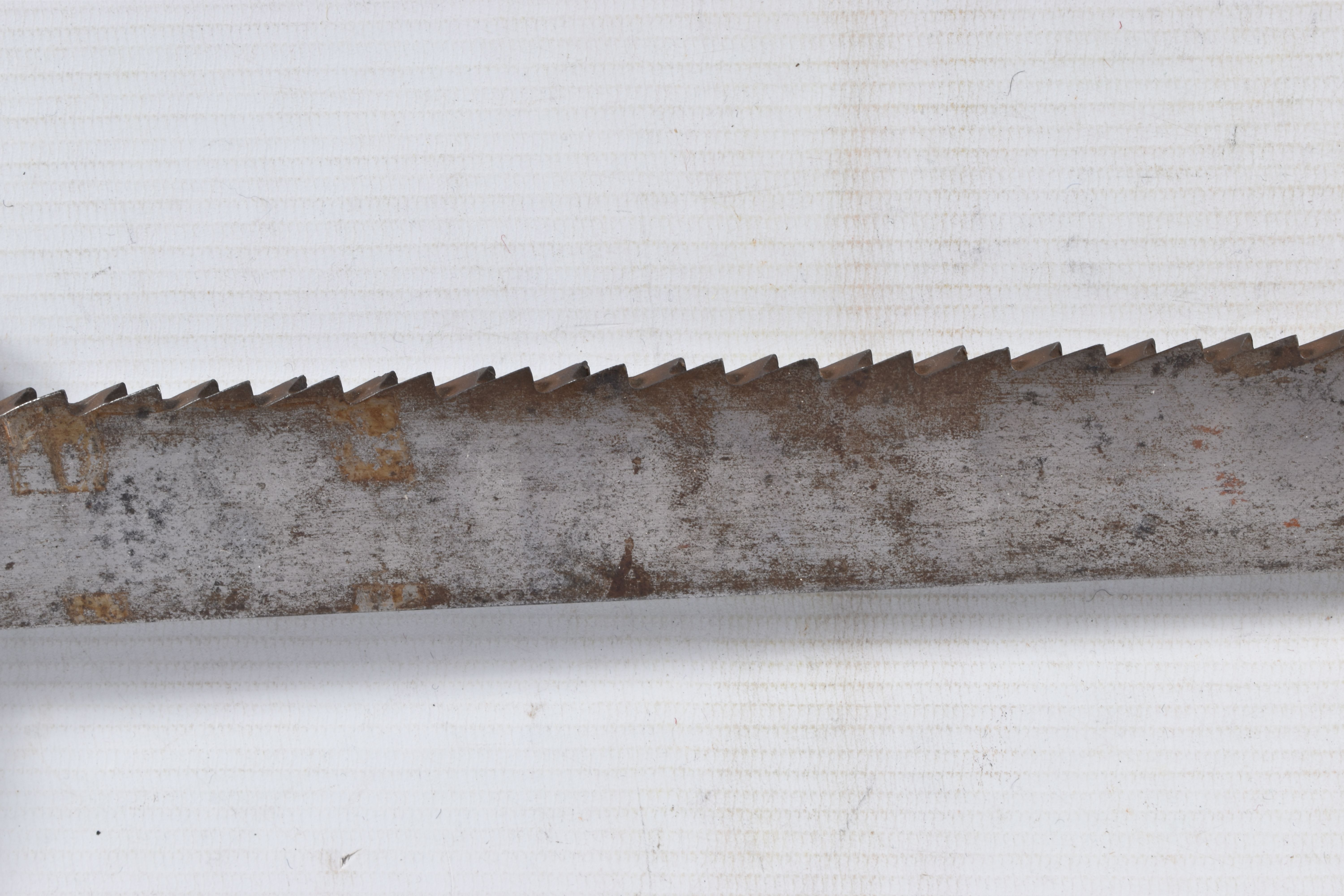 A BRITISH 19TH CENTURY WILKINSON PIONEERS SAW BACK SWORD ,one side of the blade features a broad - Image 6 of 22