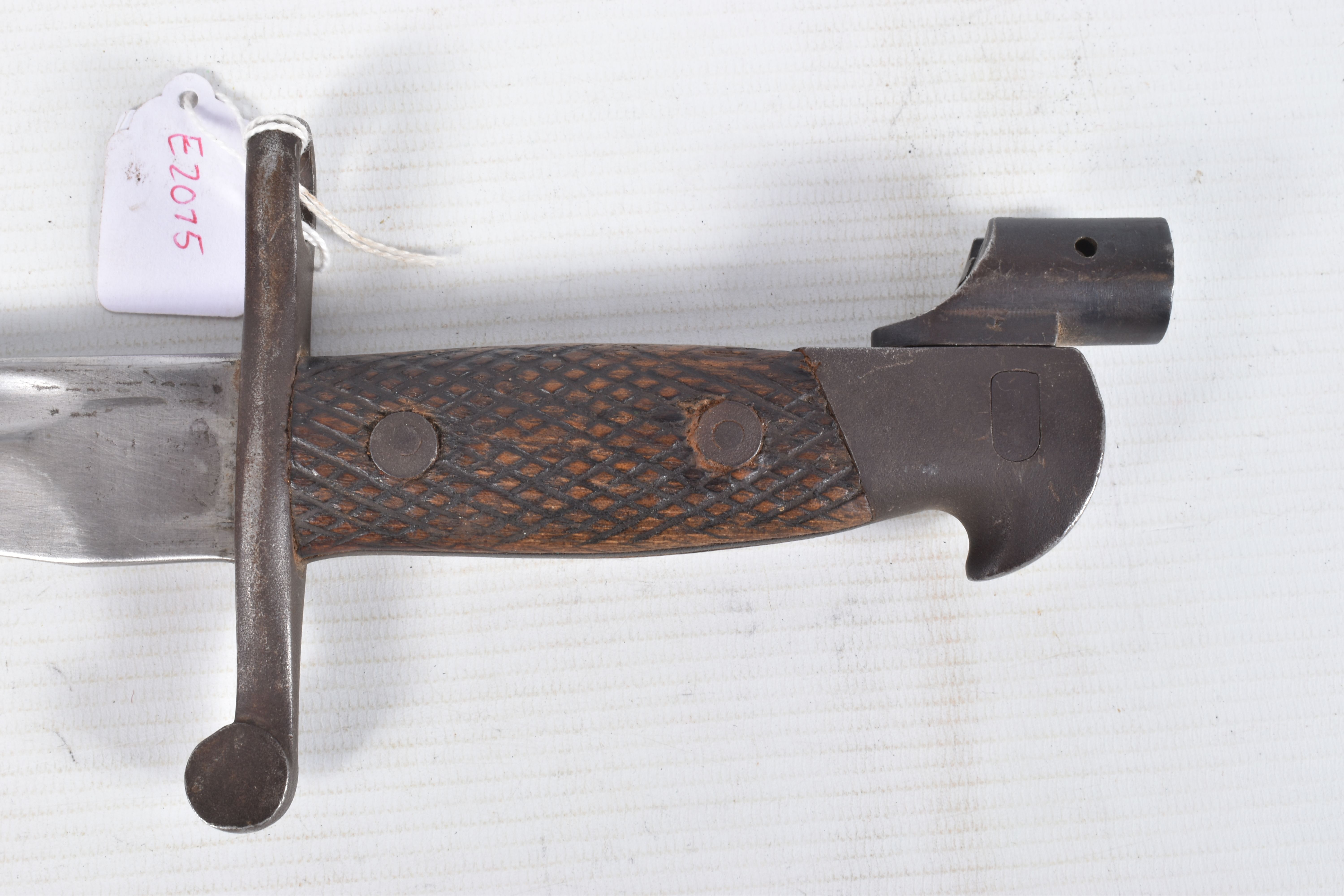 A SPANISH MAUSER BAYONET, this has a bolo blade and it has a faint Toledo stamp on it and the - Image 14 of 25