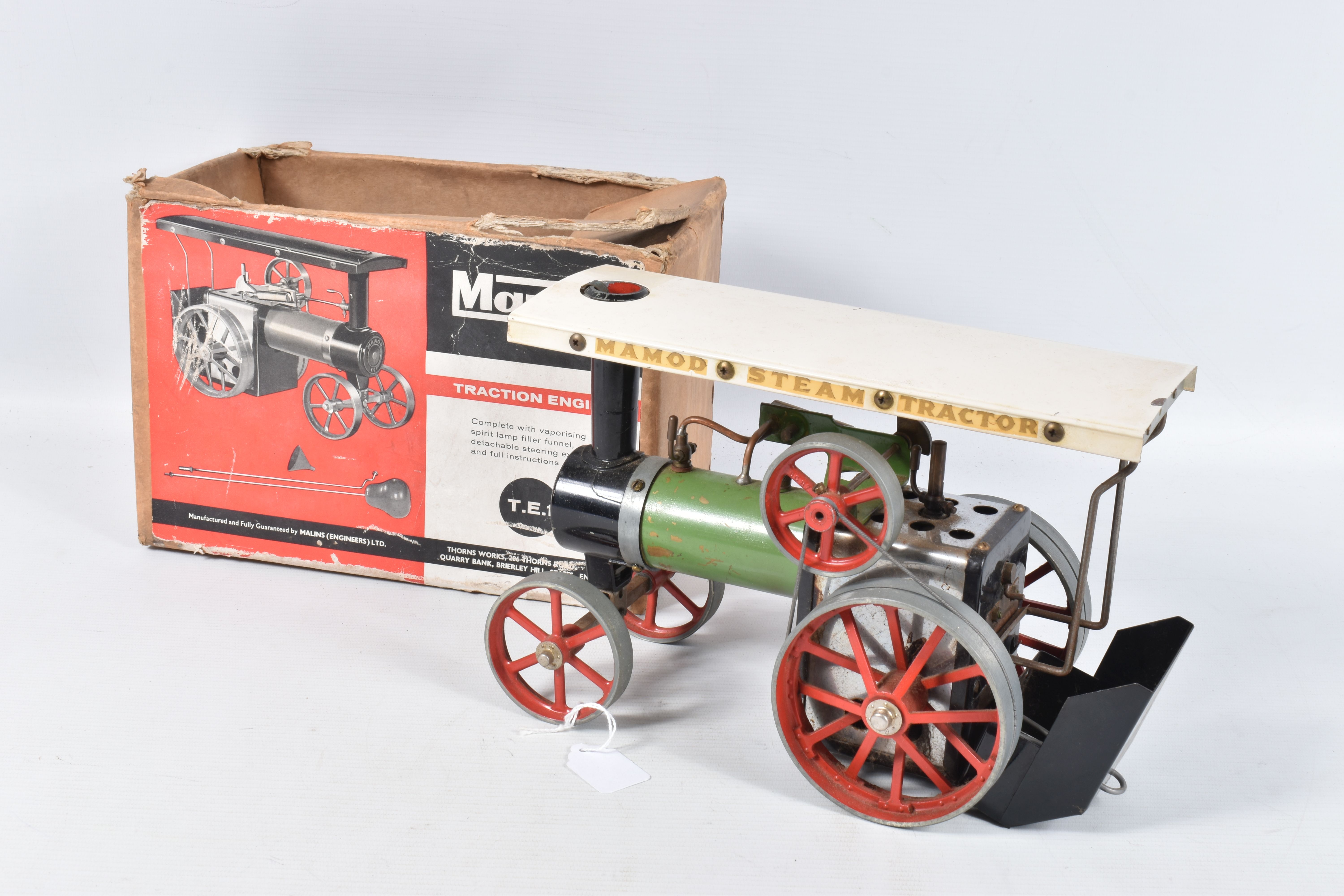 A BOXED MAMOD LIVE STEAM TRACTION ENGINE, No.TE1, not tested, has been fired up but would appear not