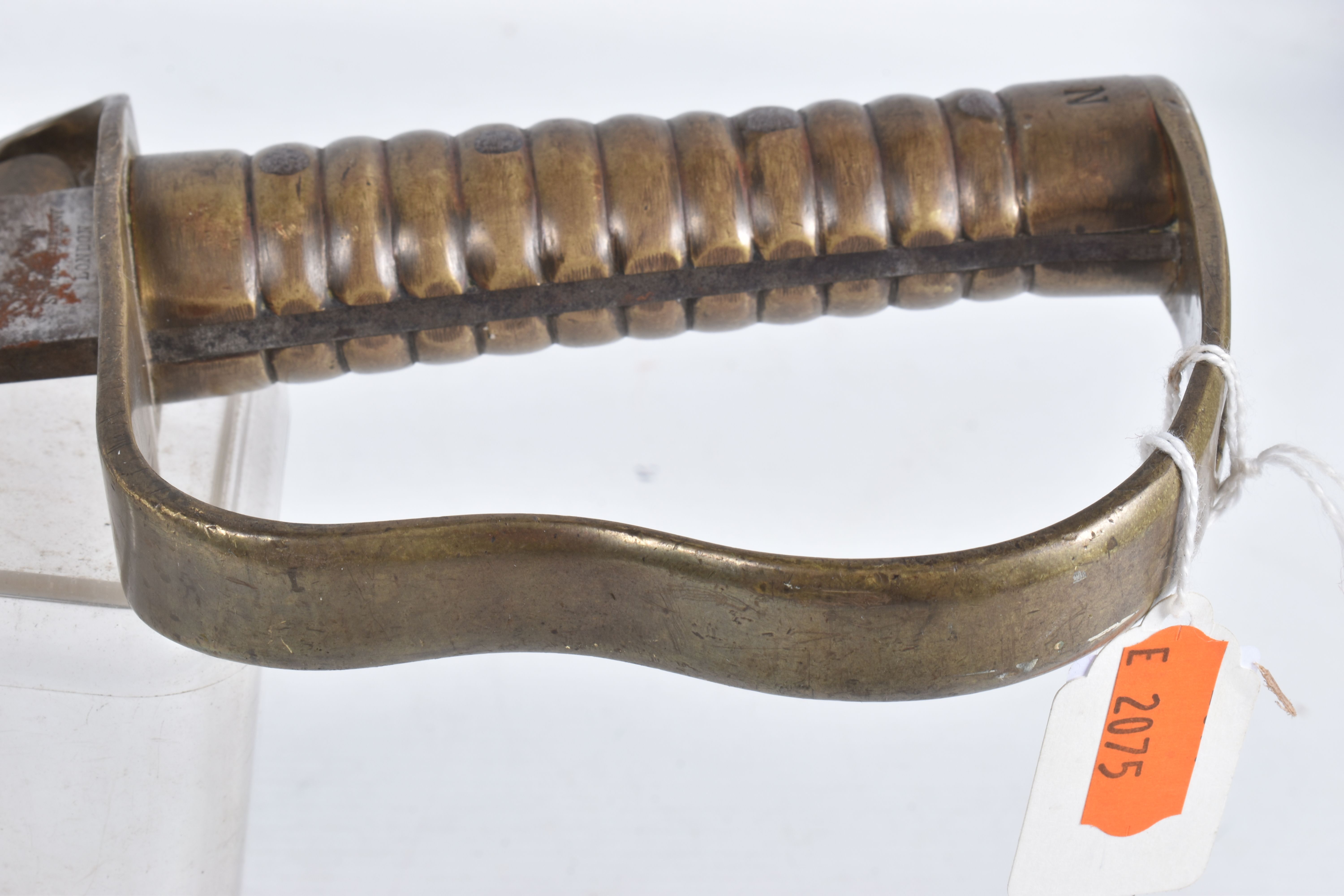 A BRITISH 19TH CENTURY WILKINSON PIONEERS SAW BACK SWORD ,one side of the blade features a broad - Image 17 of 22