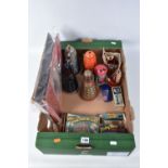 A QUANTITY OF ASSORTED TOYS, to include unboxed Marx battery operated and friction drive plastic