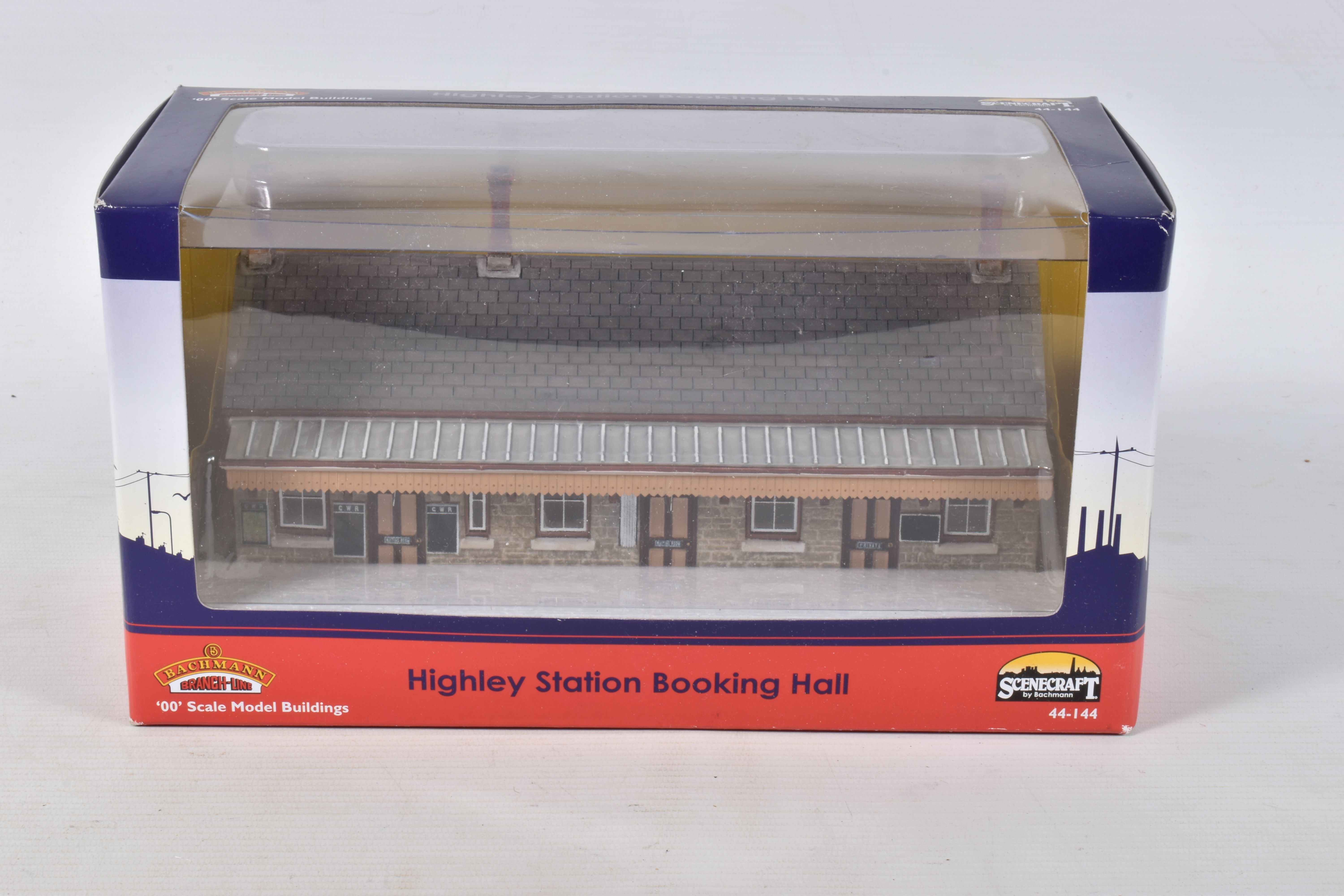 A QUANTITY OF BOXED BACHMANN OO GAUGE LINESIDE BUILDINGS AND ACCESSORIES, to include a March Station - Image 7 of 7