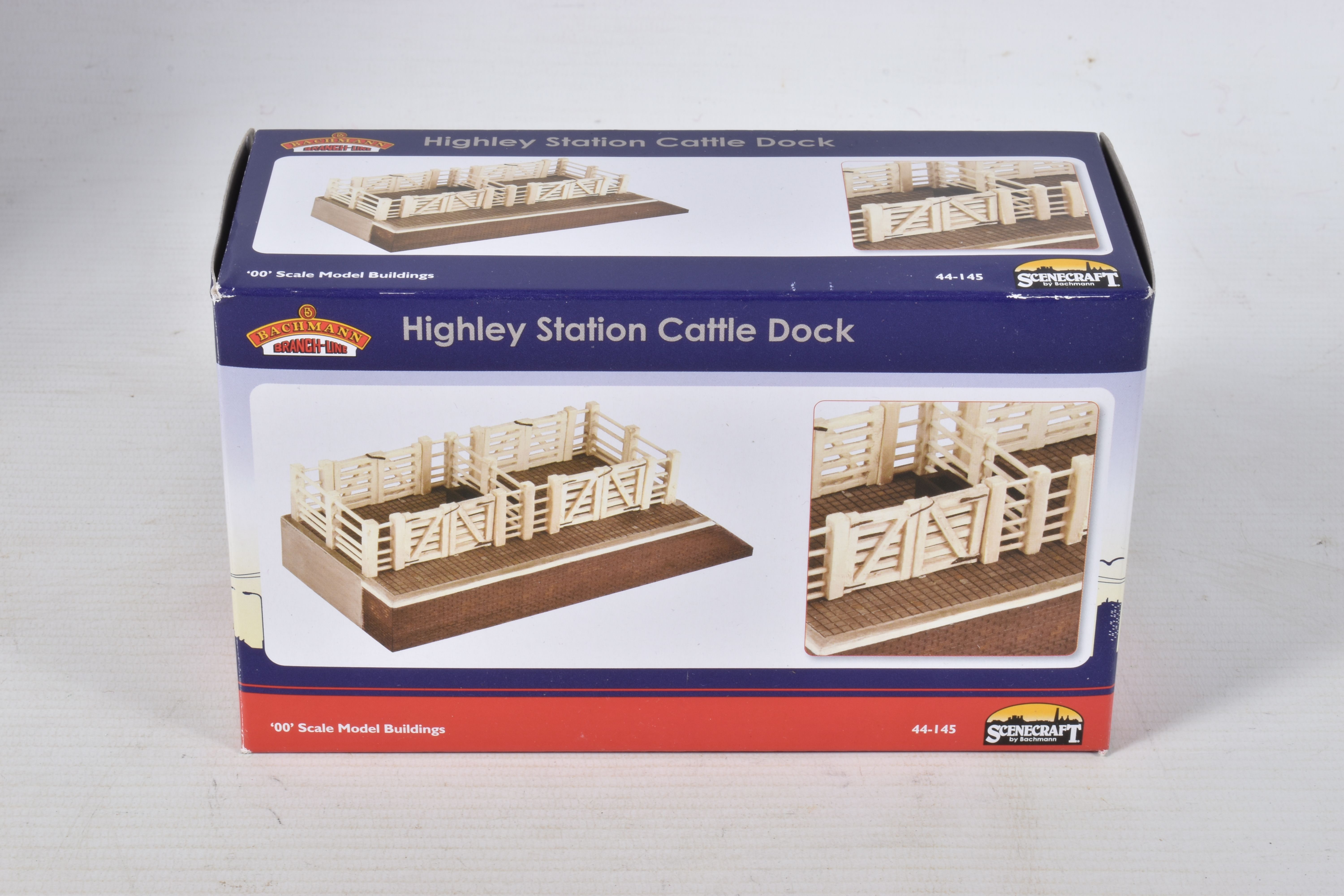 A QUANTITY OF BOXED BACHMANN OO GAUGE LINESIDE BUILDINGS AND ACCESSORIES, to include a March Station - Image 3 of 7