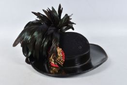 AN ITLALIAN MILITARY BERSAGLIER MORETTO HAT, this comes complete with liner and chin strap, this has