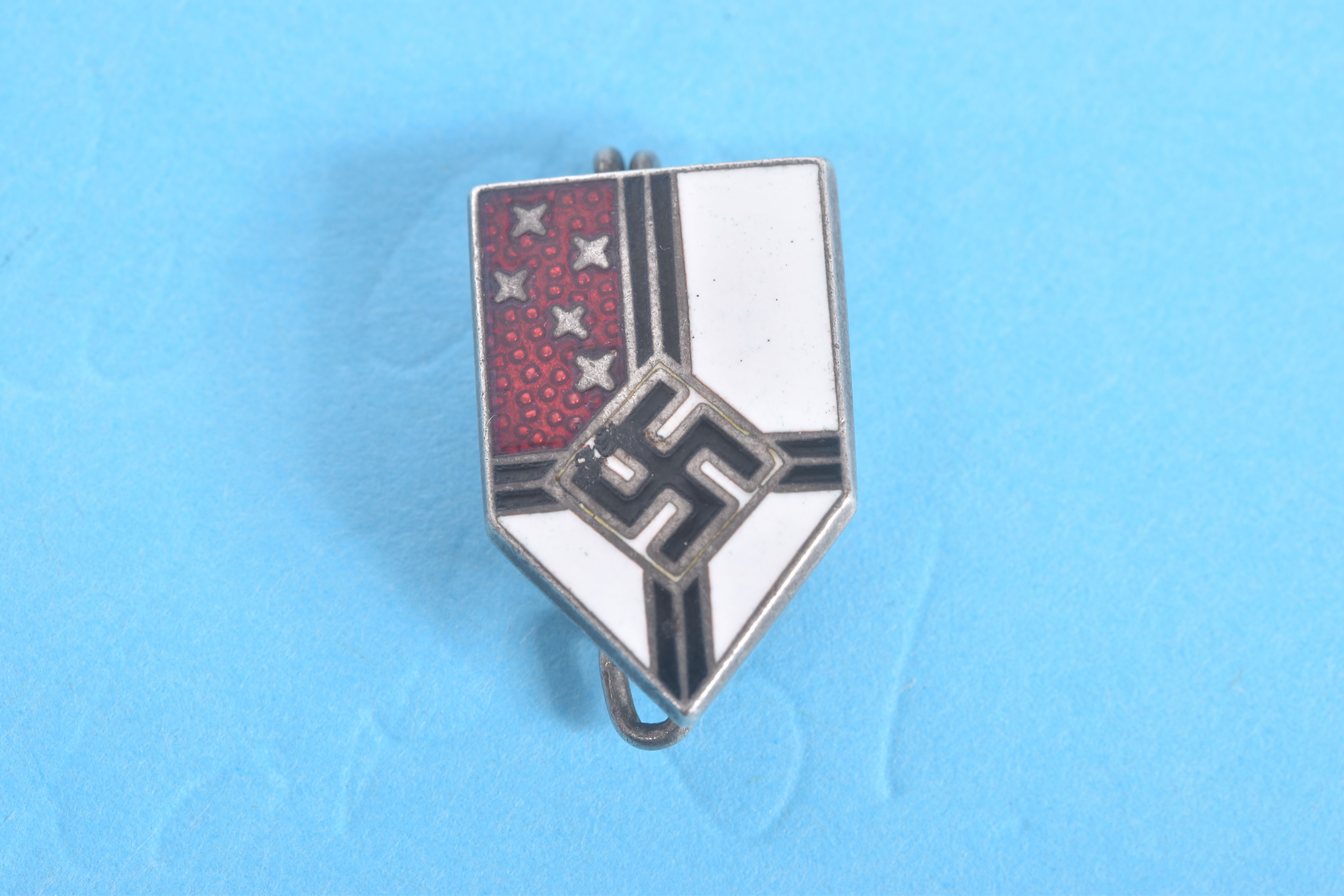 FIVE PIN BADGES, to include four German and one English silver sweetheart brooch that is dated 1911, - Image 7 of 16