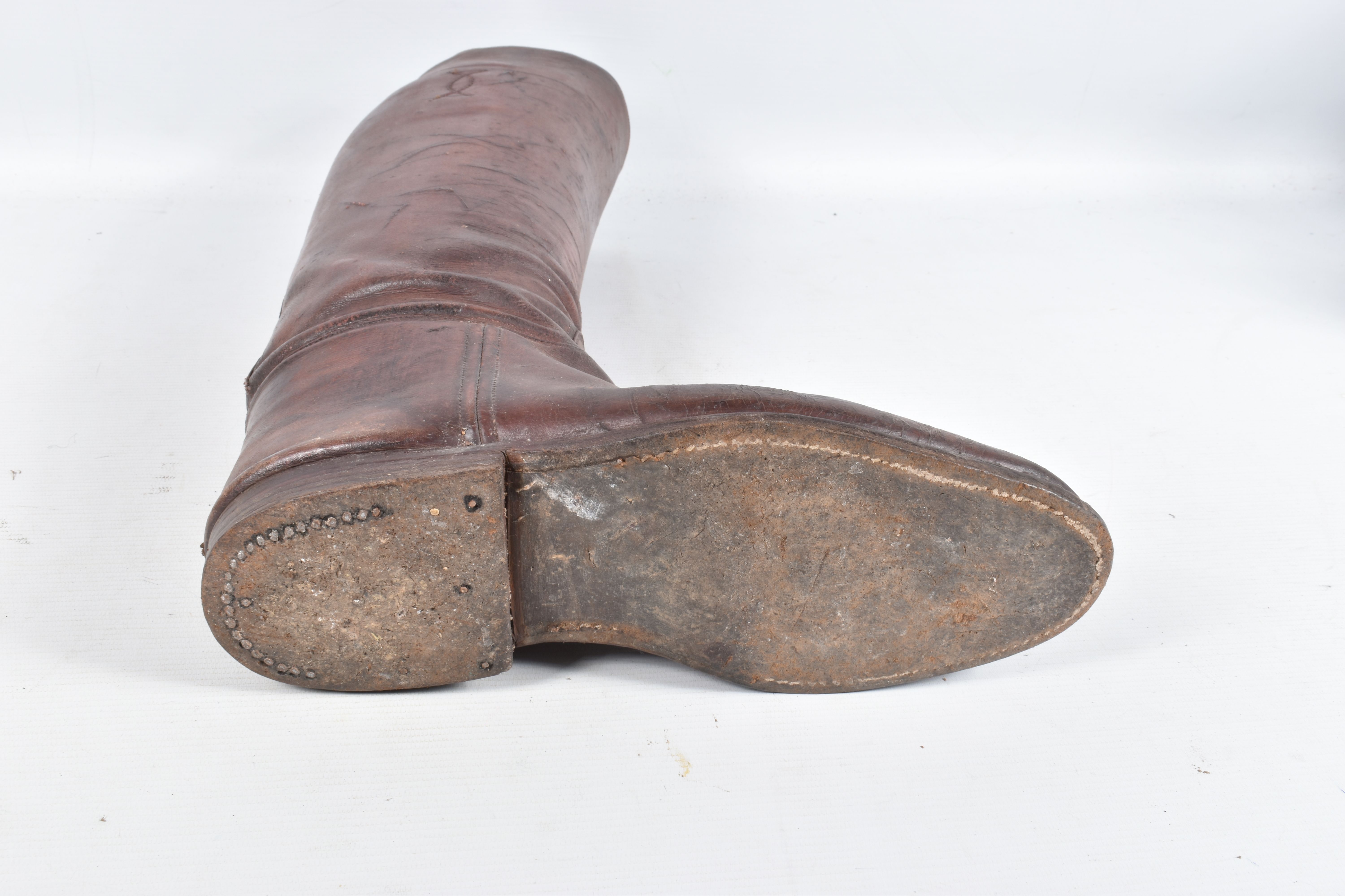 A PAIR OF BROWN ARMY OFFICERS RIDING BOOTS, these boots are unmarked but come with their boot - Image 6 of 17