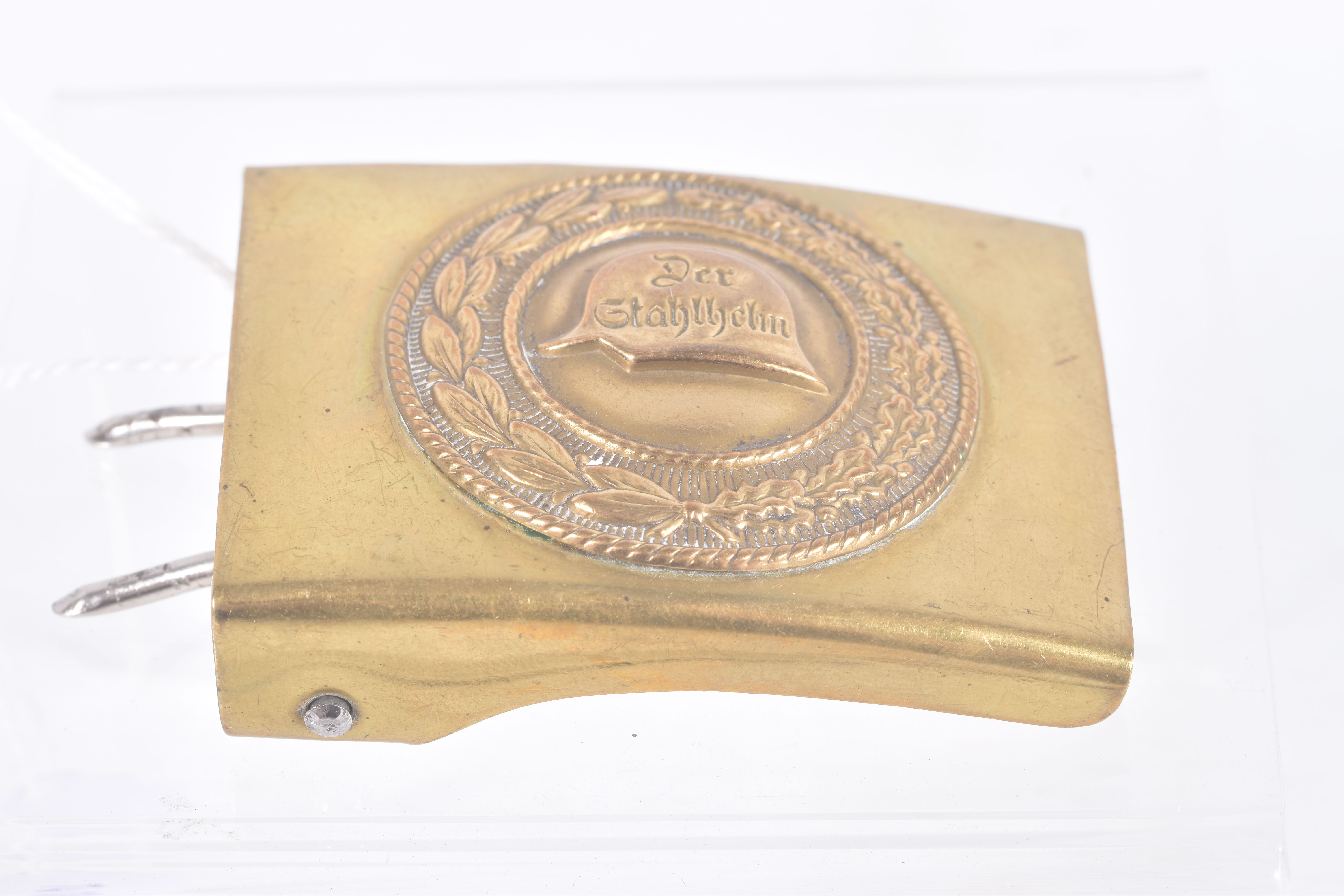 A GERMAN DER STAHLHELM BELT BUCKLE, this is a WWI veterans belt buckle and is commonly known as - Image 4 of 6