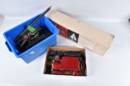 AN UNBOXED BATTERY OPERATED TINPLATE VINTAGE CAR, not tested, no makers marking, lithographed red