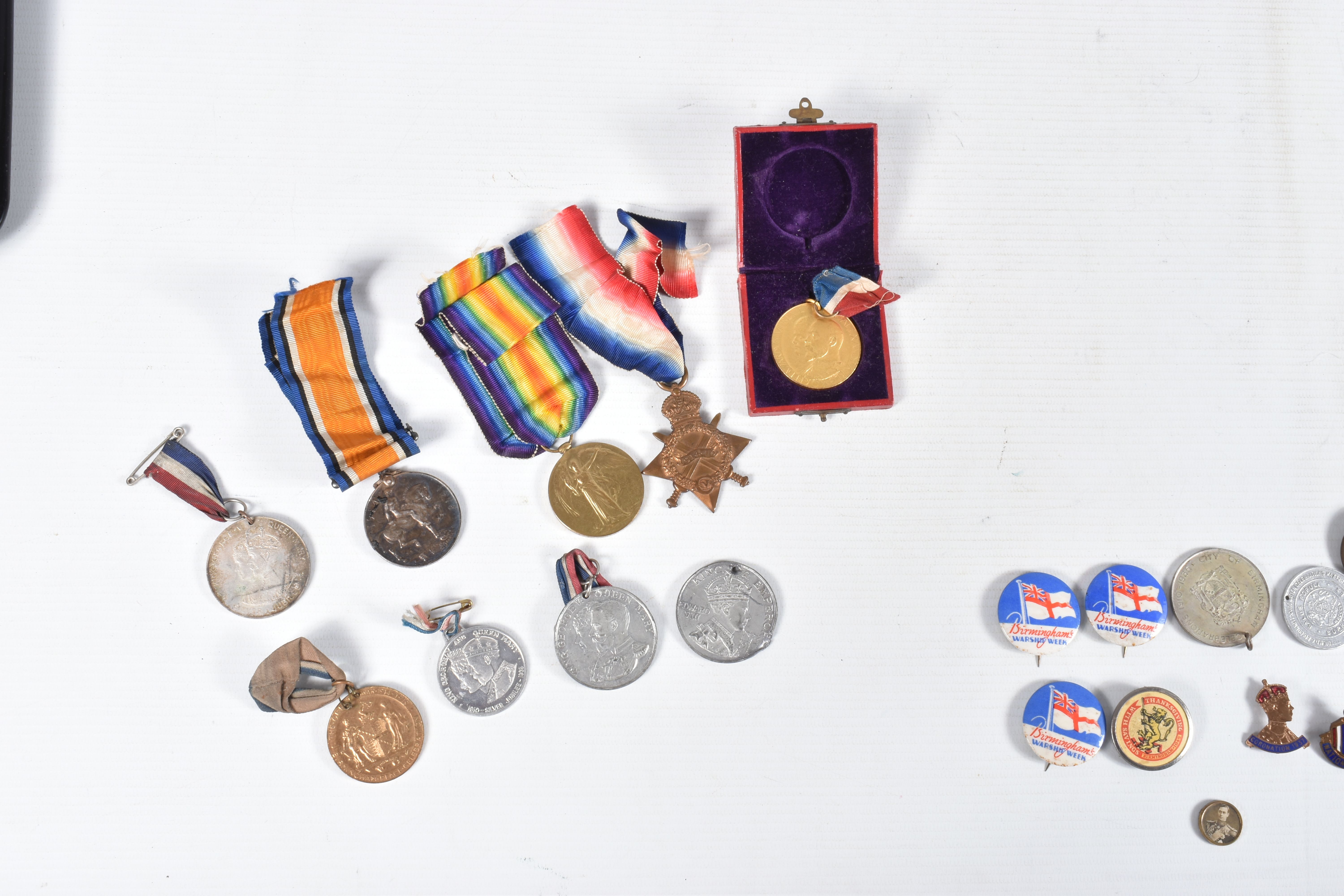 A WWI 1914-1915 TRIO OF MEDALS AND A SELECTION OF CORONATION AND JUBILEE MEDALS, pin badges, coins - Image 4 of 26