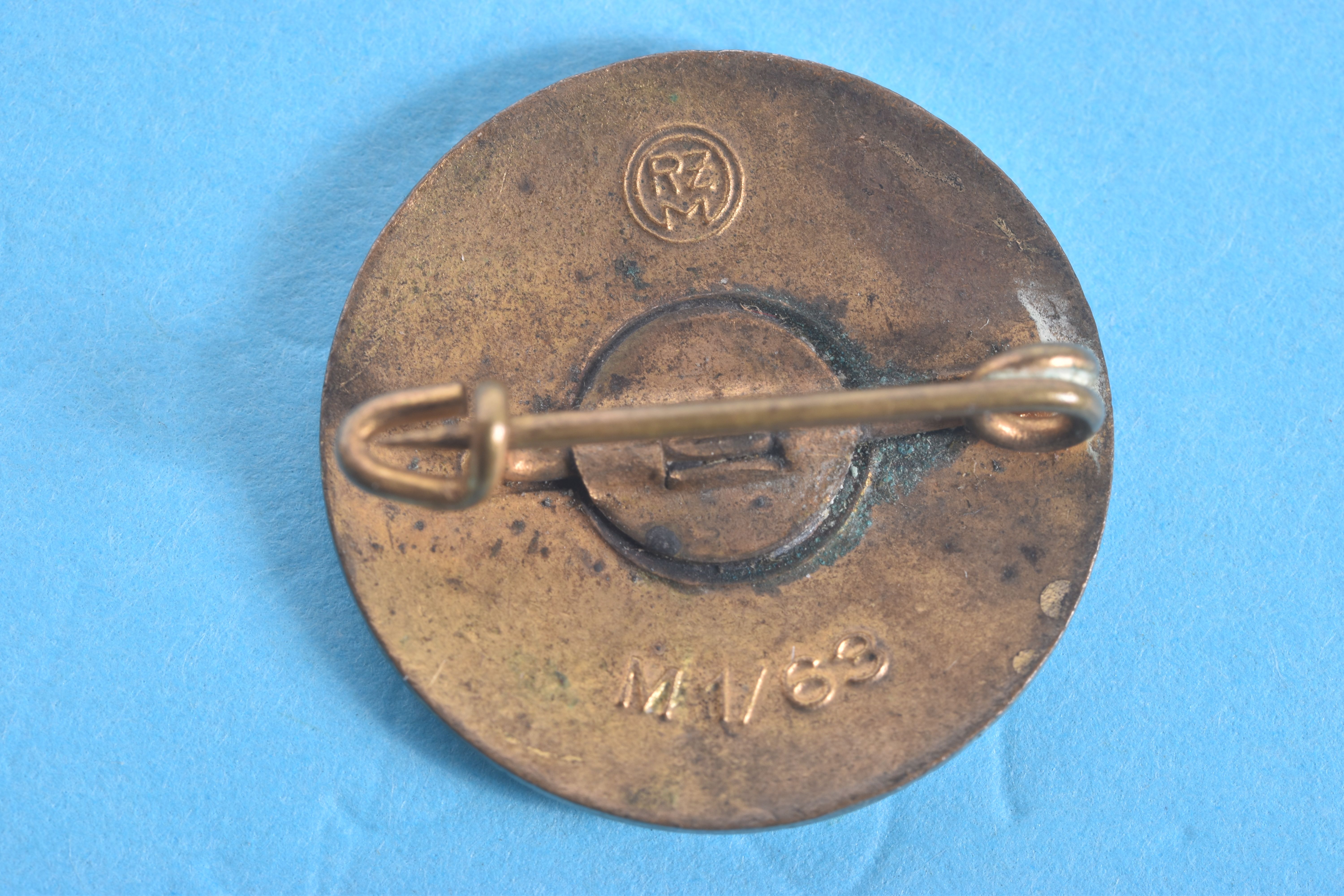 FIVE PIN BADGES, to include four German and one English silver sweetheart brooch that is dated 1911, - Image 6 of 16